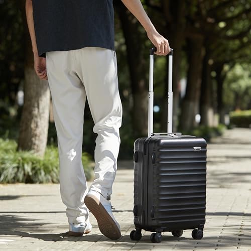 Amazon Basics Hardside Luggage Spinner - 55 cm Cabin Size, Standard, Black, Approved for Ryanair and Most Other Budget Airlines - Image 7